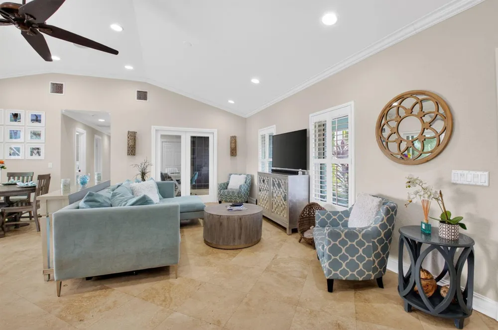 5800 NE 7th Avenue Boca Raton, FL 33487