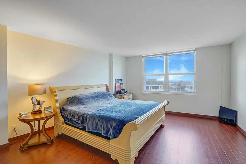 2295 S Ocean Boulevard #619 Palm Beach, FL 33480