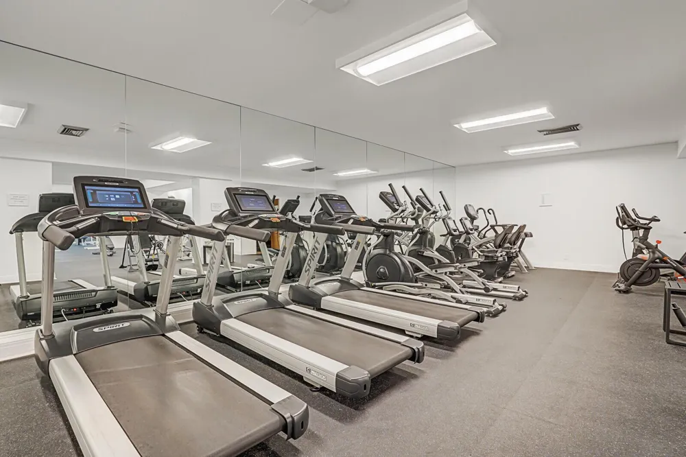 2295 S Ocean Boulevard #619 Palm Beach, FL 33480