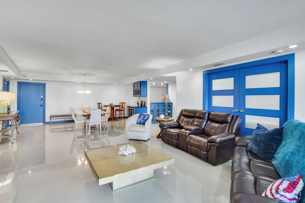 2295 S Ocean Boulevard #619 Palm Beach, FL 33480