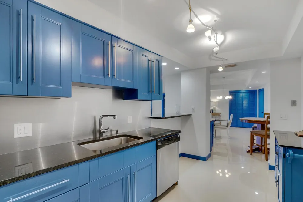 2295 S Ocean Boulevard #619 Palm Beach, FL 33480