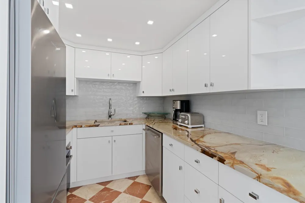 401 Peruvian Avenue #3020 Palm Beach, FL 33480