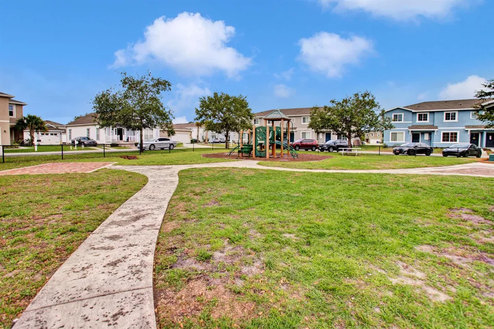 3343 Liberty Square Way #104 Fort Pierce, FL 34982