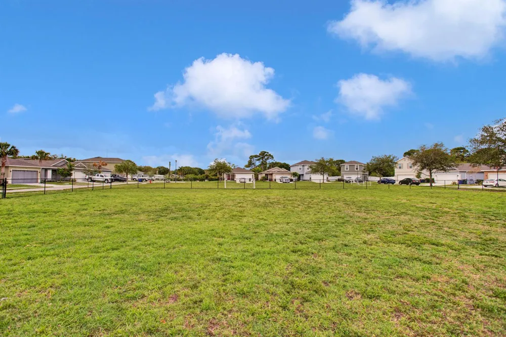 3343 Liberty Square Way #104 Fort Pierce, FL 34982