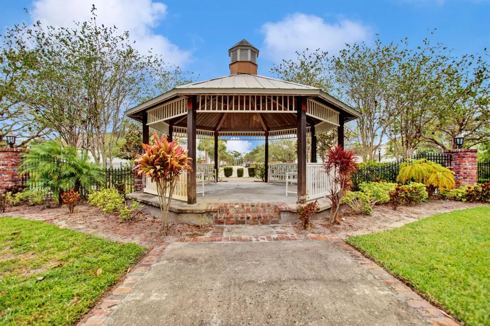 3343 Liberty Square Way #104 Fort Pierce, FL 34982