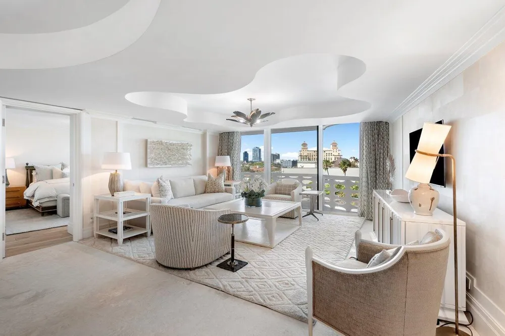 130 Sunrise Avenue #616 Palm Beach, FL 33480