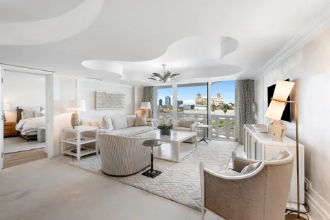 130 Sunrise Avenue #616
