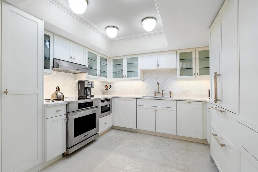 130 Sunrise Avenue #616 Palm Beach, FL 33480
