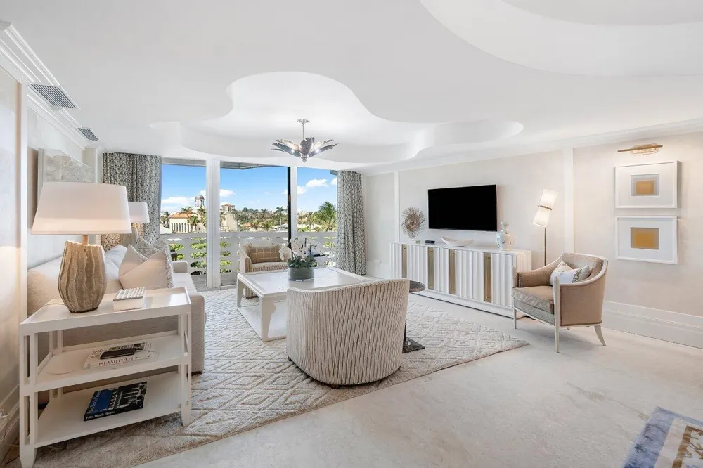130 Sunrise Avenue #616 Palm Beach, FL 33480
