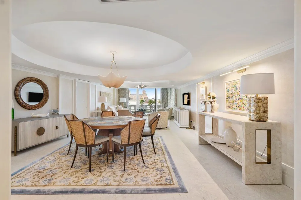 130 Sunrise Avenue #616 Palm Beach, FL 33480