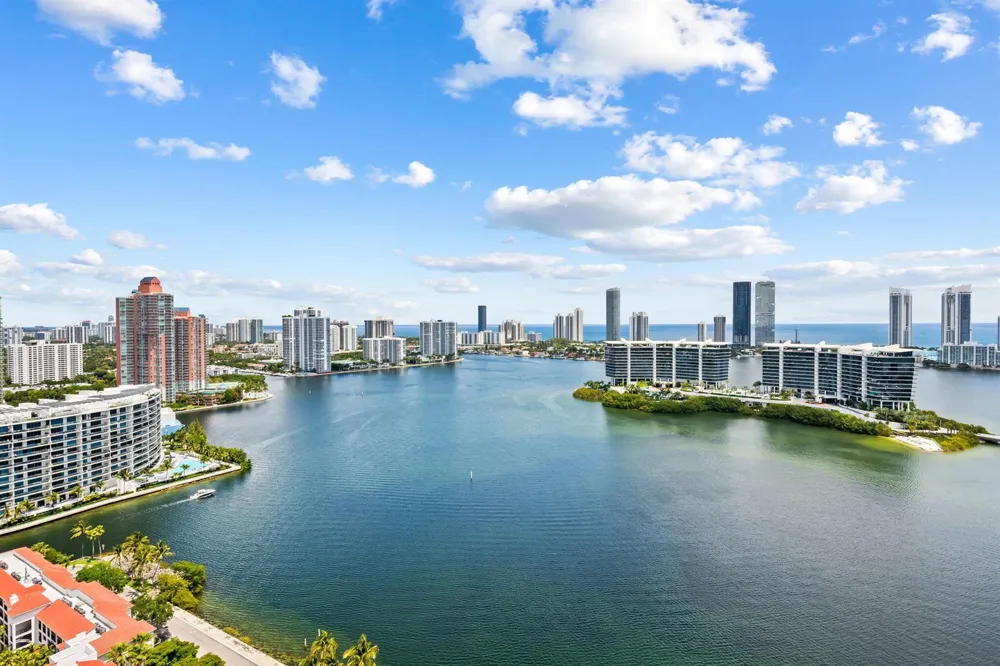 3301 NE 183rd Street #2906 Aventura, FL 33160