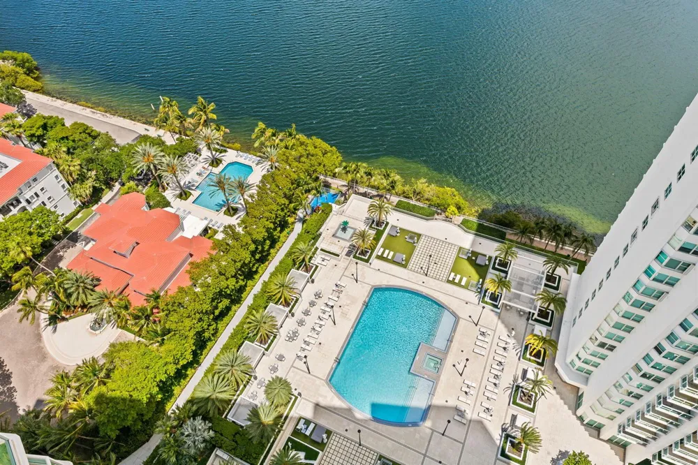 3301 NE 183rd Street #2906 Aventura, FL 33160