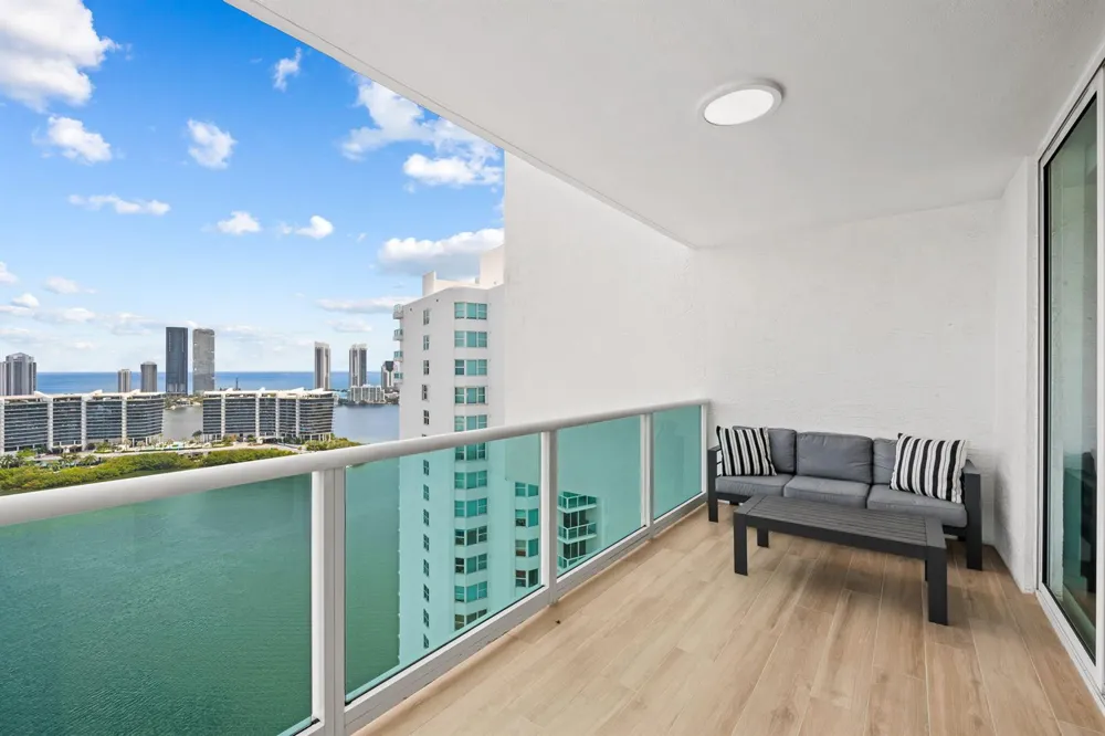 3301 NE 183rd Street #2906 Aventura, FL 33160