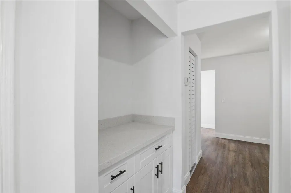 270 SW 10th Avenue South Bay, FL 33493