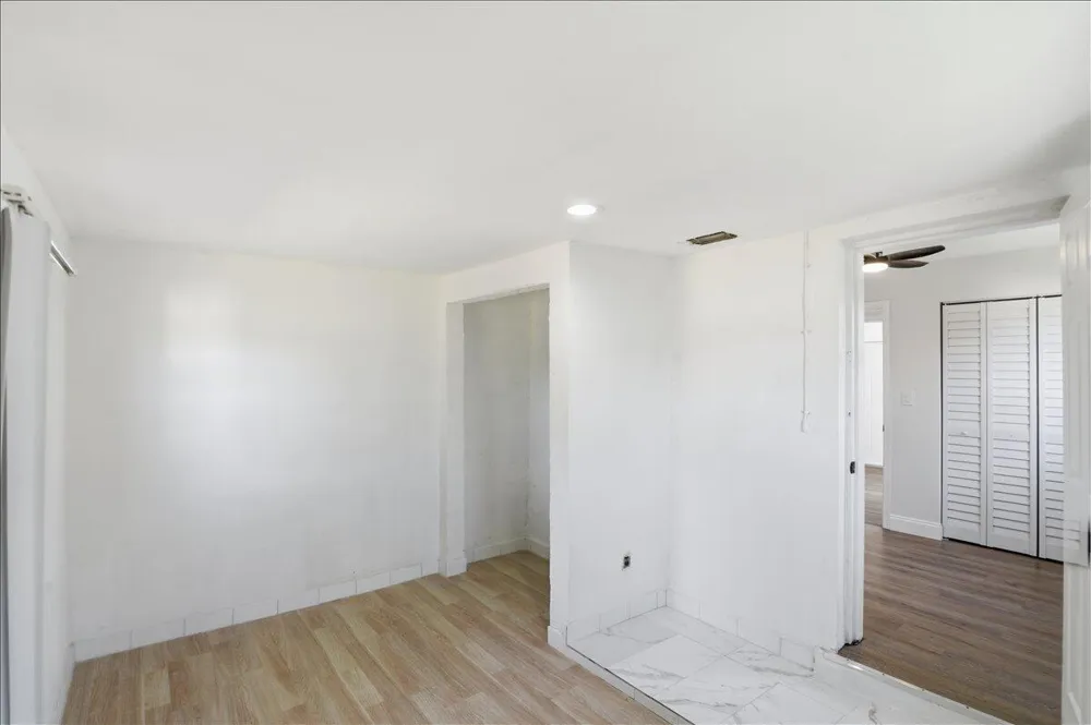 270 SW 10th Avenue South Bay, FL 33493