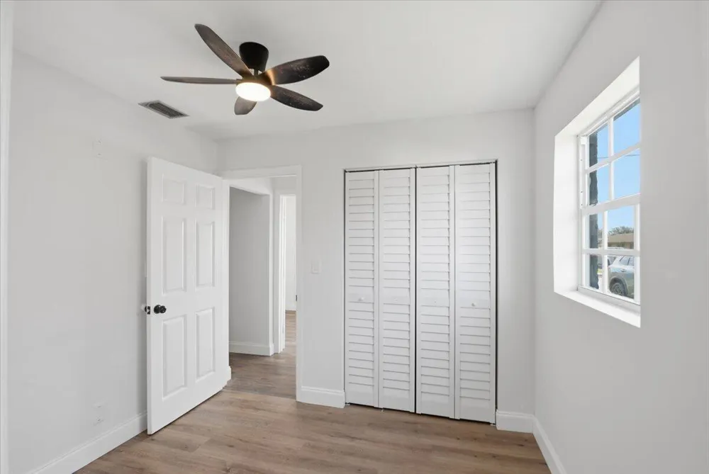 270 SW 10th Avenue South Bay, FL 33493