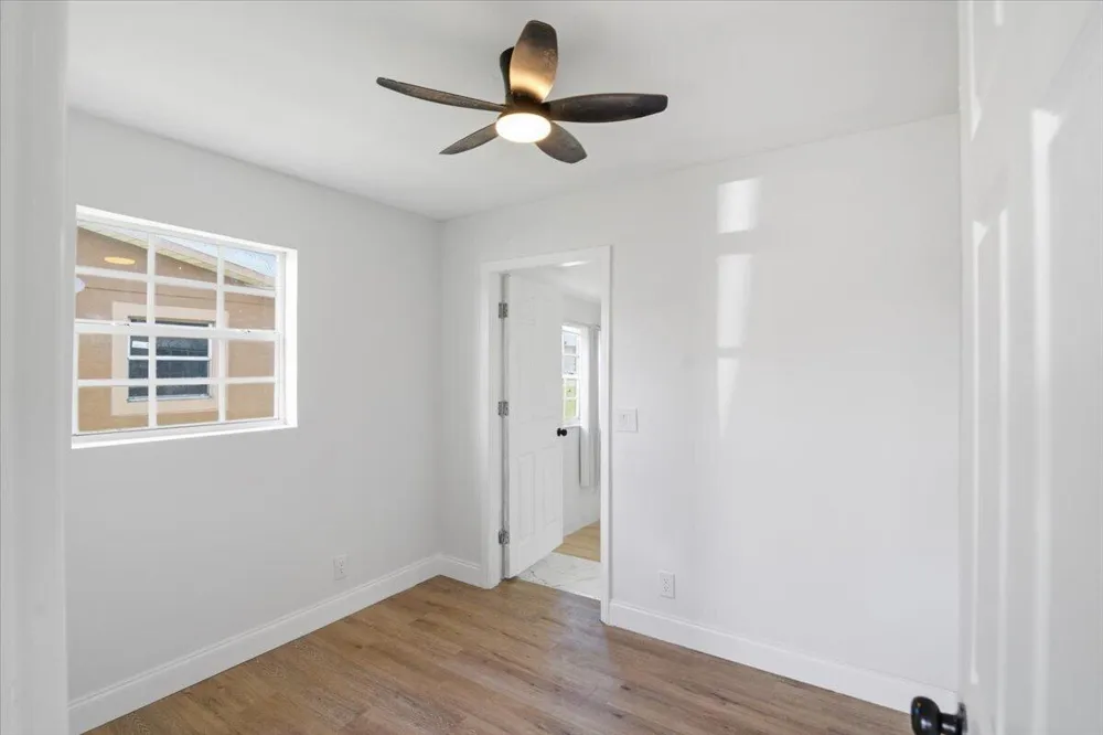 270 SW 10th Avenue South Bay, FL 33493
