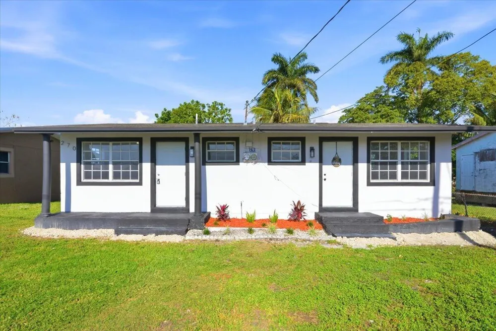 270 SW 10th Avenue South Bay, FL 33493