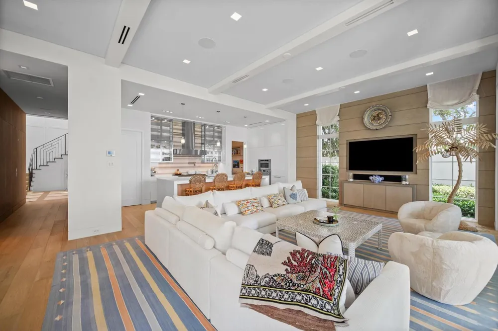 3501 Ocean Boulevard Gulf Stream, FL 33483