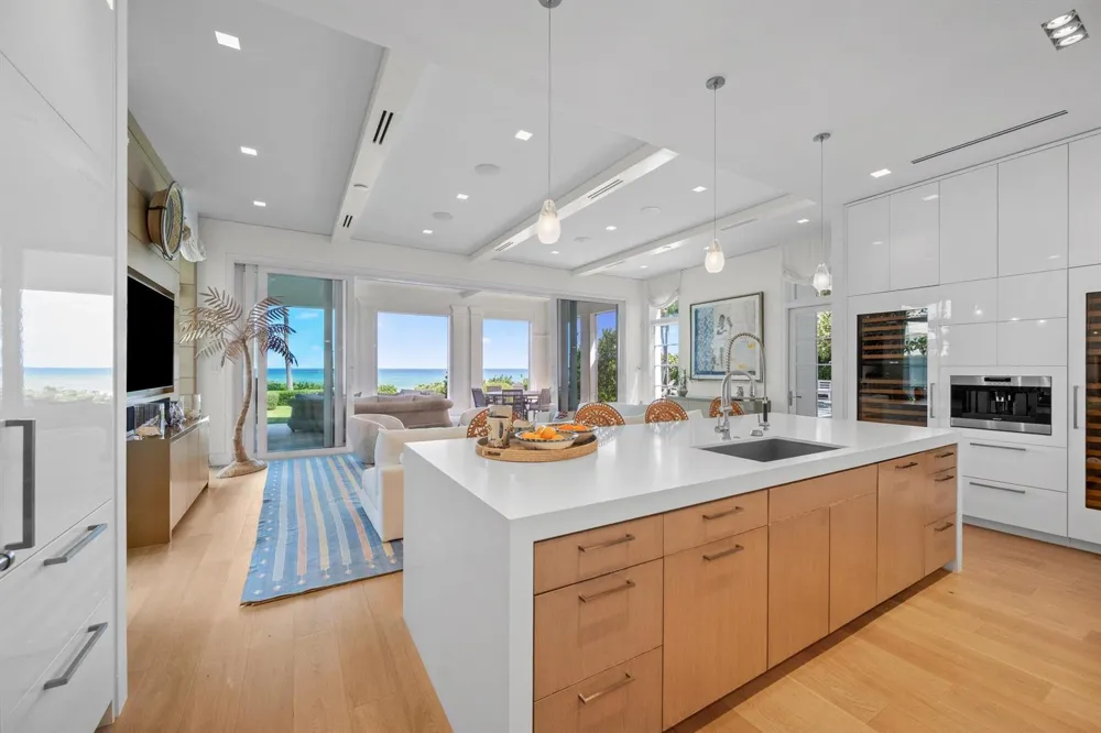 3501 Ocean Boulevard Gulf Stream, FL 33483