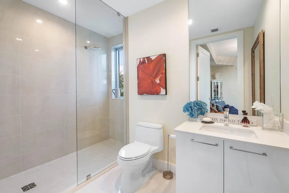 3 Water Club Way #401 North Palm Beach, FL 33408