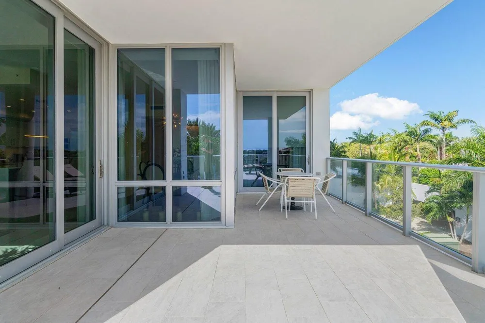 3 Water Club Way #401 North Palm Beach, FL 33408