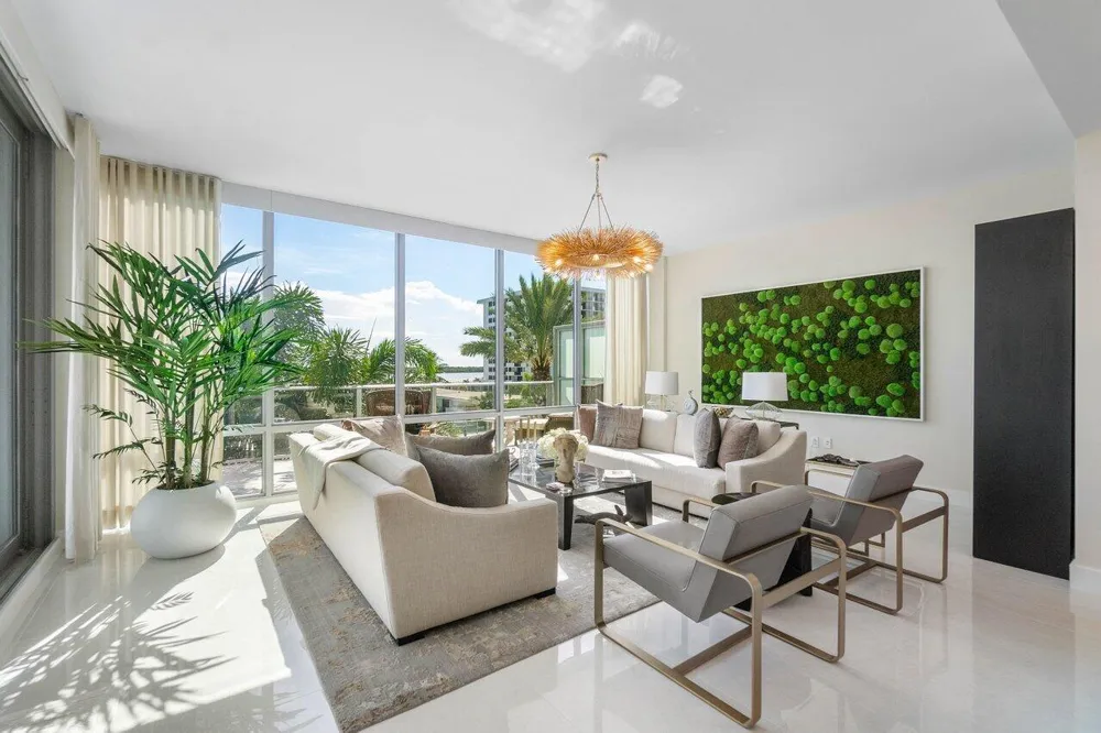 3 Water Club Way #401 North Palm Beach, FL 33408