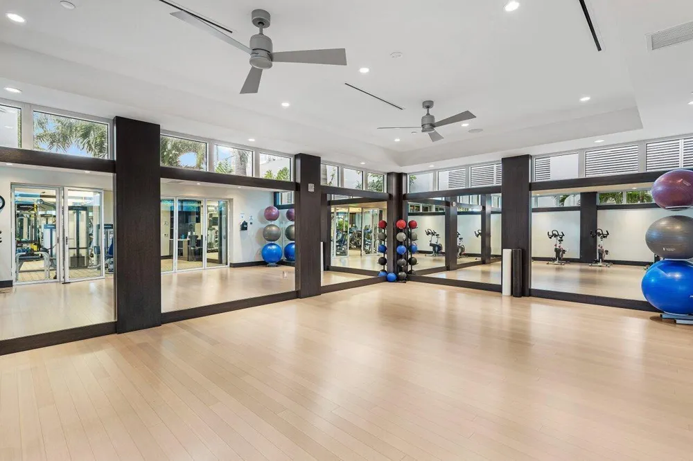 3 Water Club Way #401 North Palm Beach, FL 33408