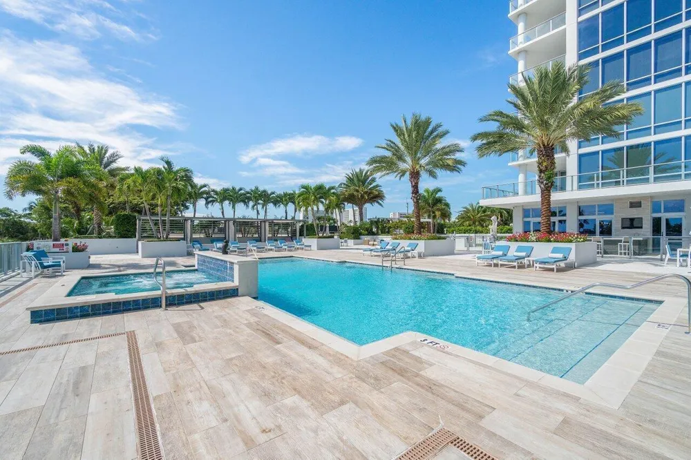 3 Water Club Way #401 North Palm Beach, FL 33408
