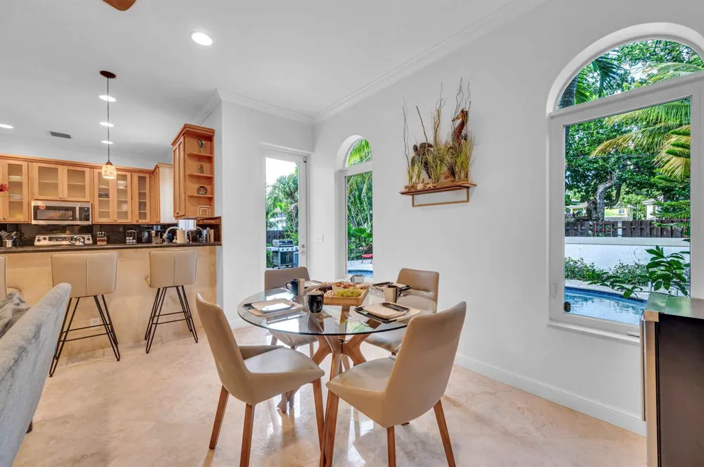 3315 NE 17th Street Fort Lauderdale, FL 33305