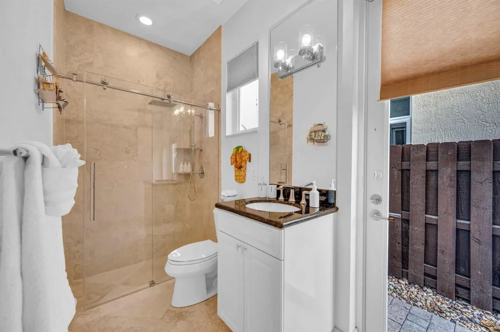 3315 NE 17th Street Fort Lauderdale, FL 33305