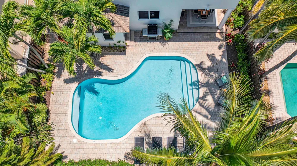 3315 NE 17th Street Fort Lauderdale, FL 33305