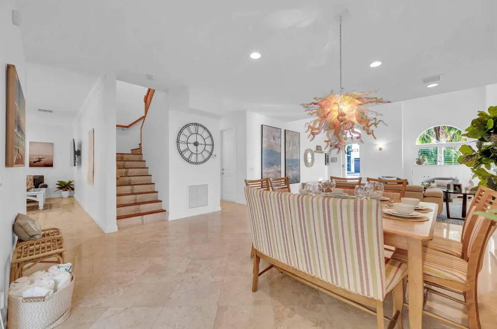 3315 NE 17th Street Fort Lauderdale, FL 33305