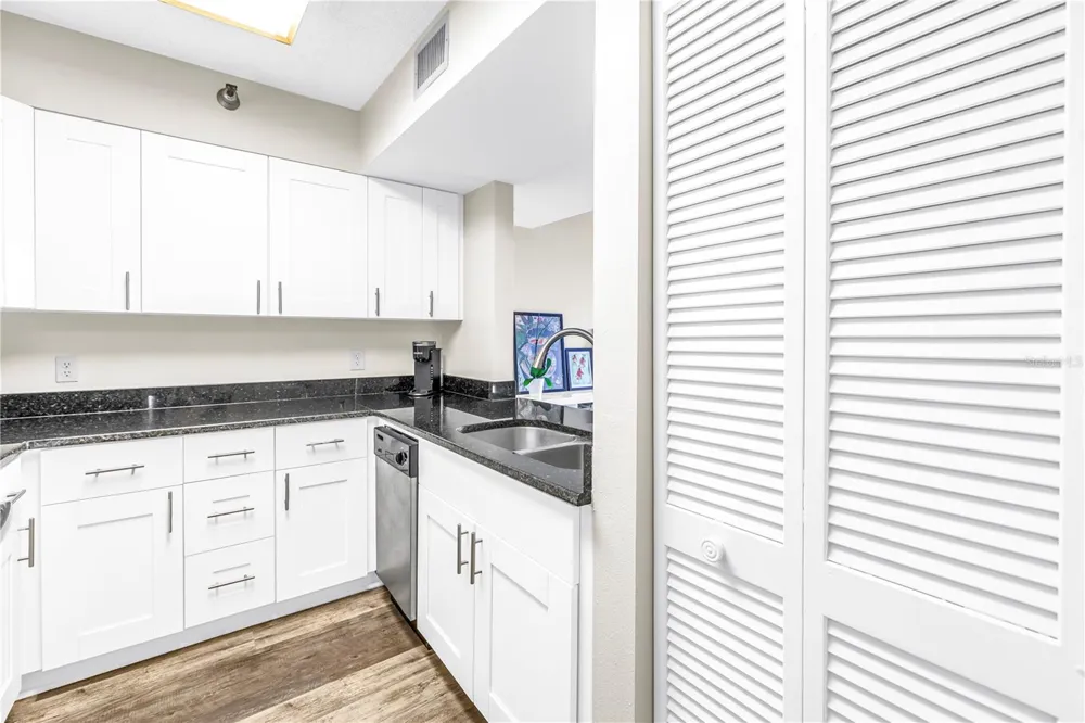 2333 FEATHER SOUND DRIVE #C201 Clearwater, FL 33762
