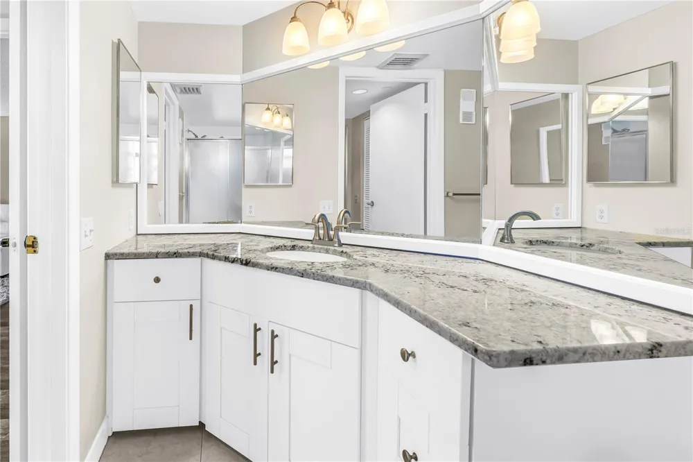 2333 FEATHER SOUND DRIVE #C201 Clearwater, FL 33762