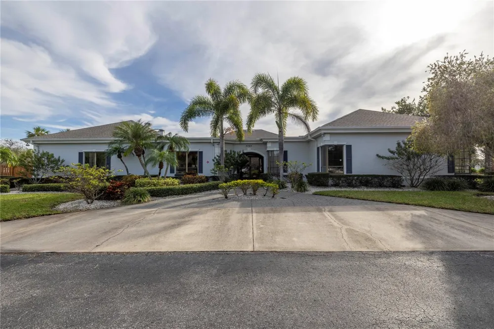 2333 FEATHER SOUND DRIVE #C201 Clearwater, FL 33762