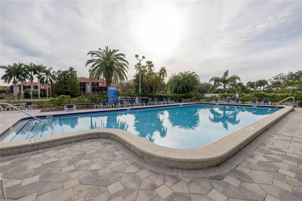 2333 FEATHER SOUND DRIVE #C201 Clearwater, FL 33762