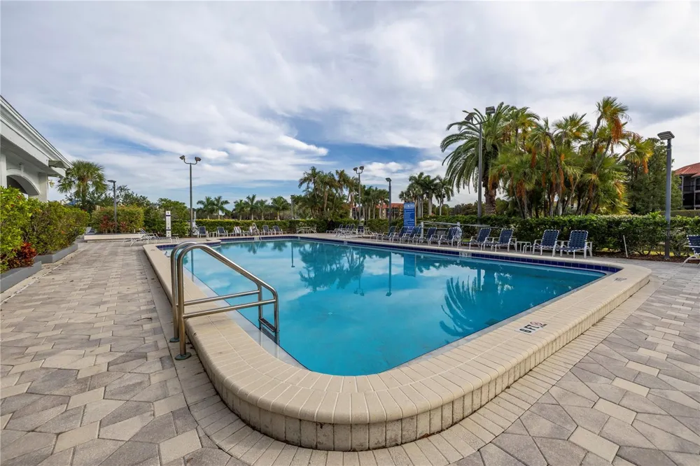 2333 FEATHER SOUND DRIVE #C201 Clearwater, FL 33762