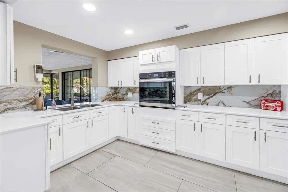2333 FEATHER SOUND DRIVE #C201 Clearwater, FL 33762