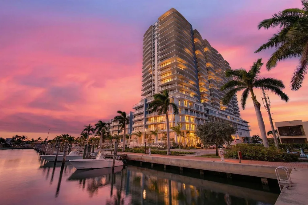 220 Lake Shore Drive #1906 Lake Park, FL 33403