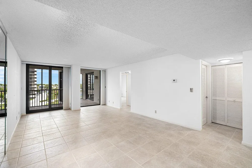 3400 S Ocean Boulevard #5k Highland Beach, FL 33487