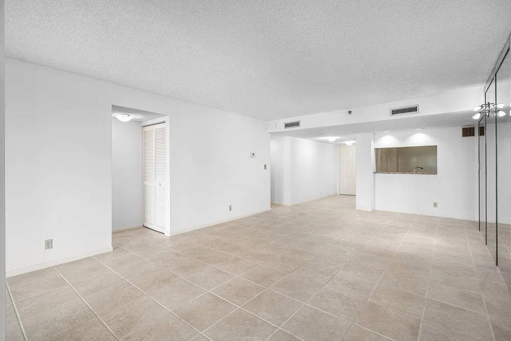 3400 S Ocean Boulevard #5k Highland Beach, FL 33487