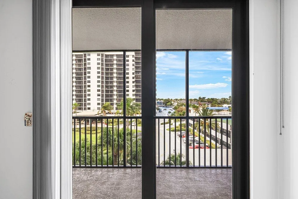 3400 S Ocean Boulevard #5k Highland Beach, FL 33487