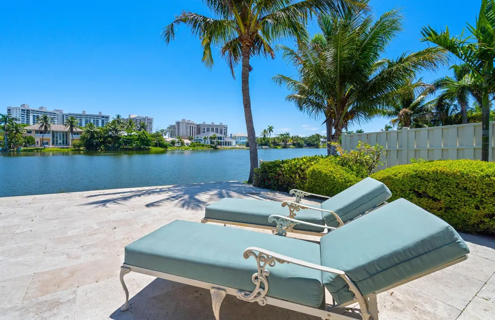 57 Cayuga Road Sea Ranch Lakes, FL 33308