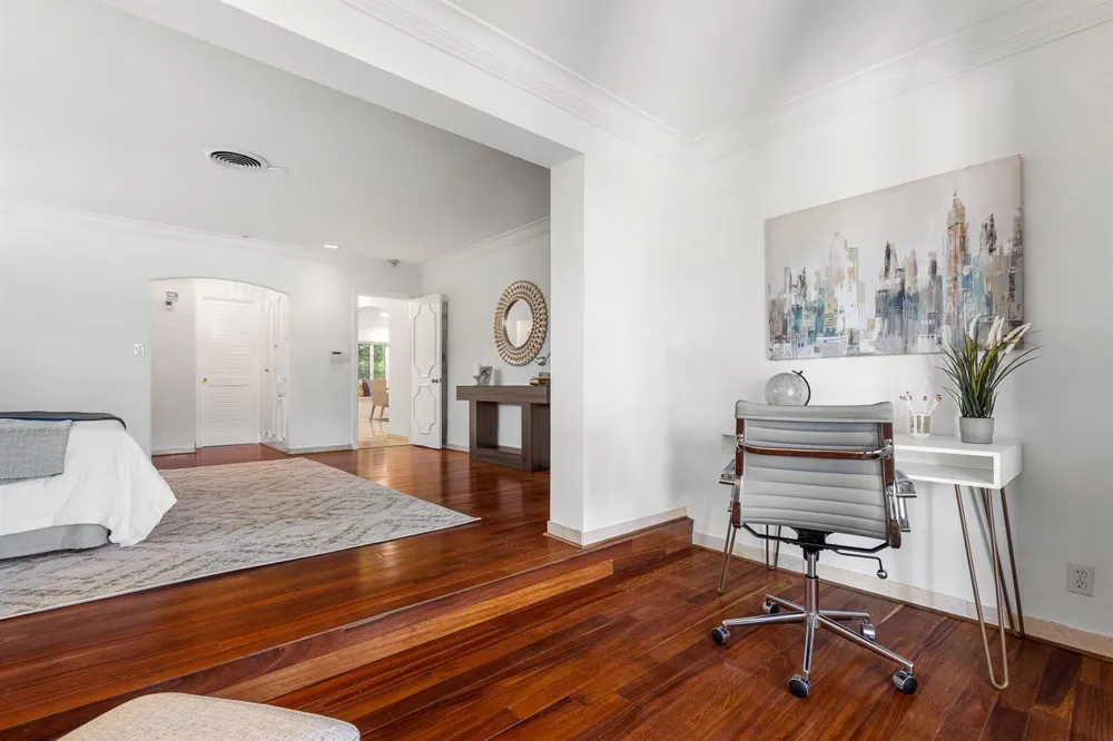 57 Cayuga Road Sea Ranch Lakes, FL 33308
