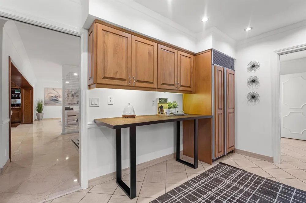 57 Cayuga Road Sea Ranch Lakes, FL 33308