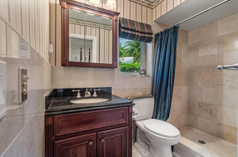 57 Cayuga Road Sea Ranch Lakes, FL 33308