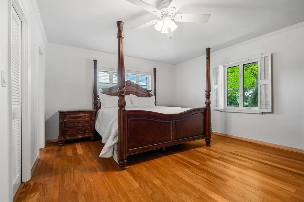 57 Cayuga Road Sea Ranch Lakes, FL 33308