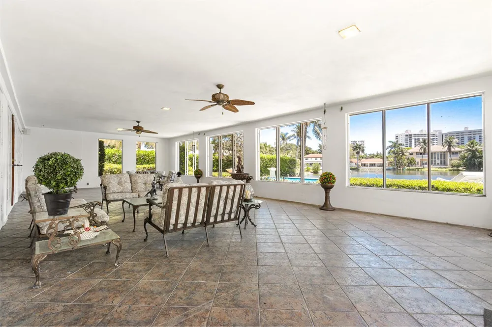 57 Cayuga Road Sea Ranch Lakes, FL 33308