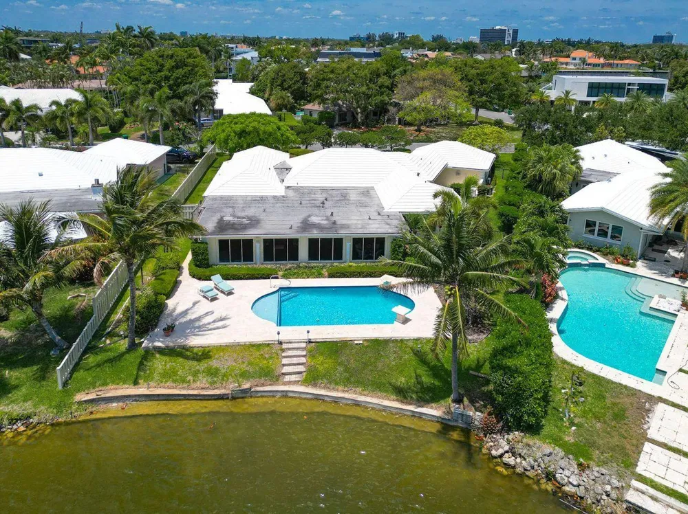 57 Cayuga Road Sea Ranch Lakes, FL 33308